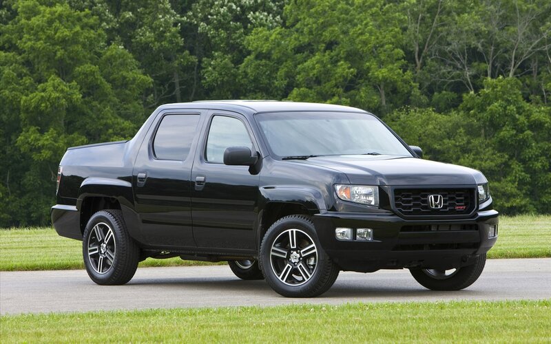 black honda ridgeline pickup truck