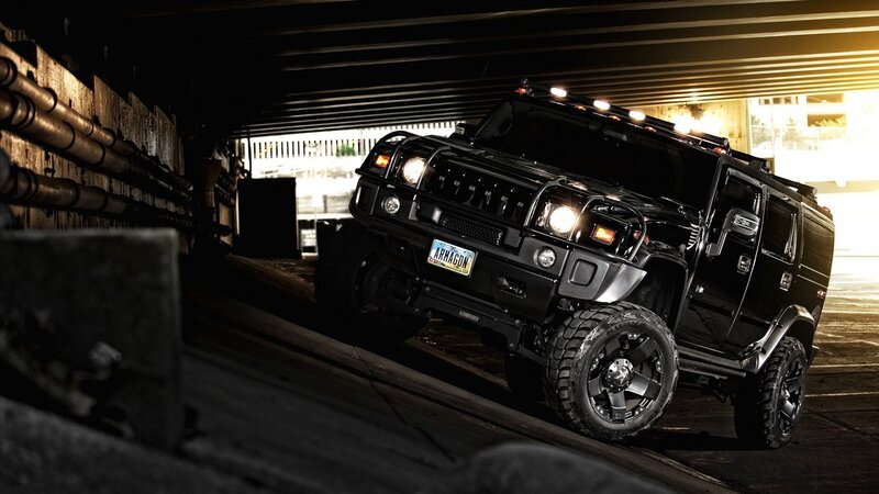 Black Hummer H2 Suv — Dramatic, Night