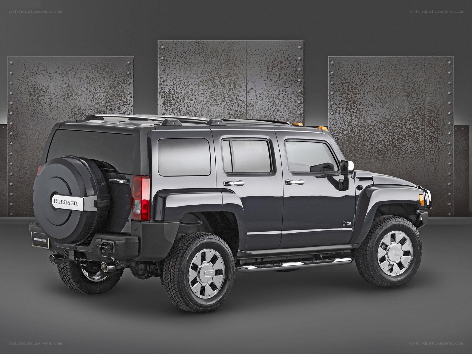 Black Hummer H3 SUV