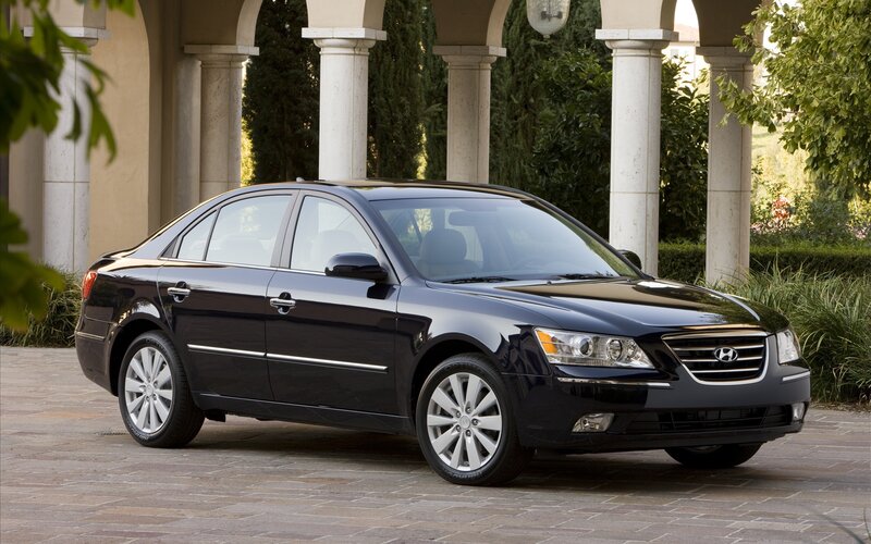 black hyundai sonata sedan