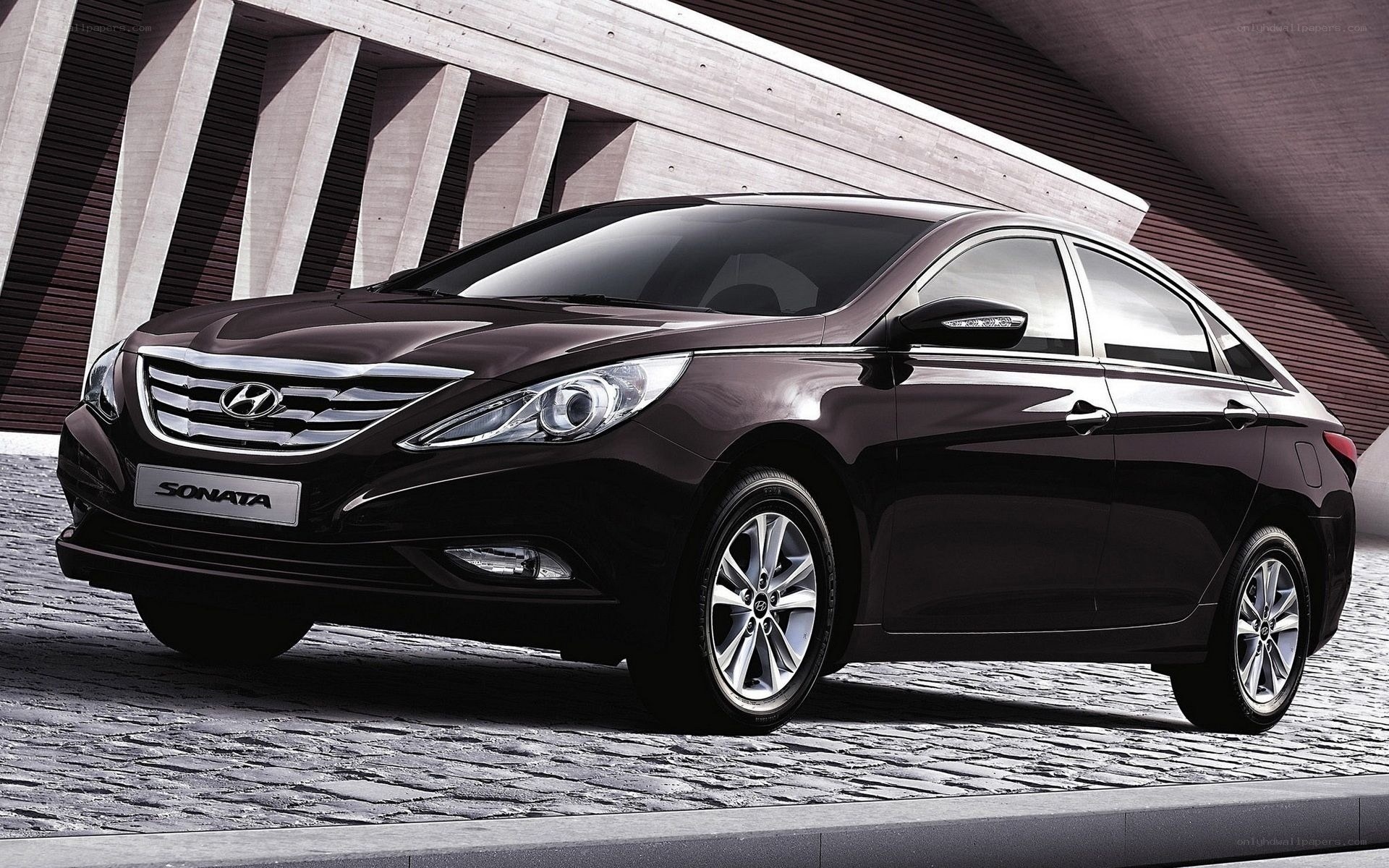 Black Hyundai Sonata sedan