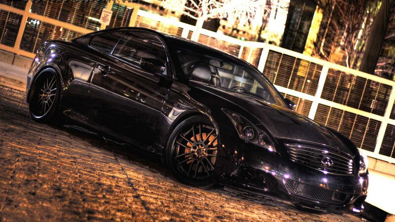 black infiniti coupe at night