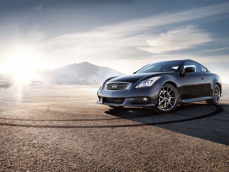 Black Infiniti Coupe — Gray
