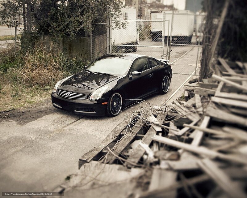 black infiniti coupe in alley