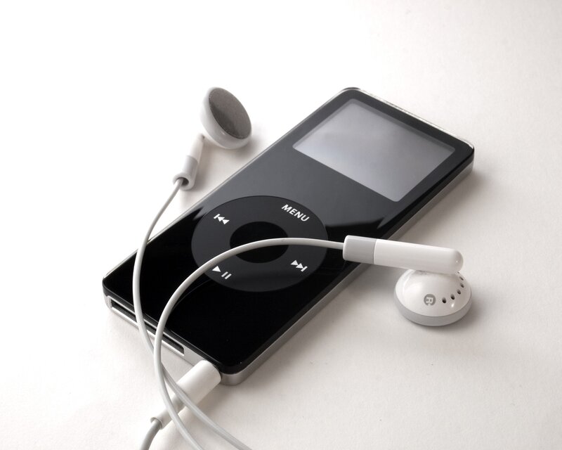 Black Ipod with Earbuds
