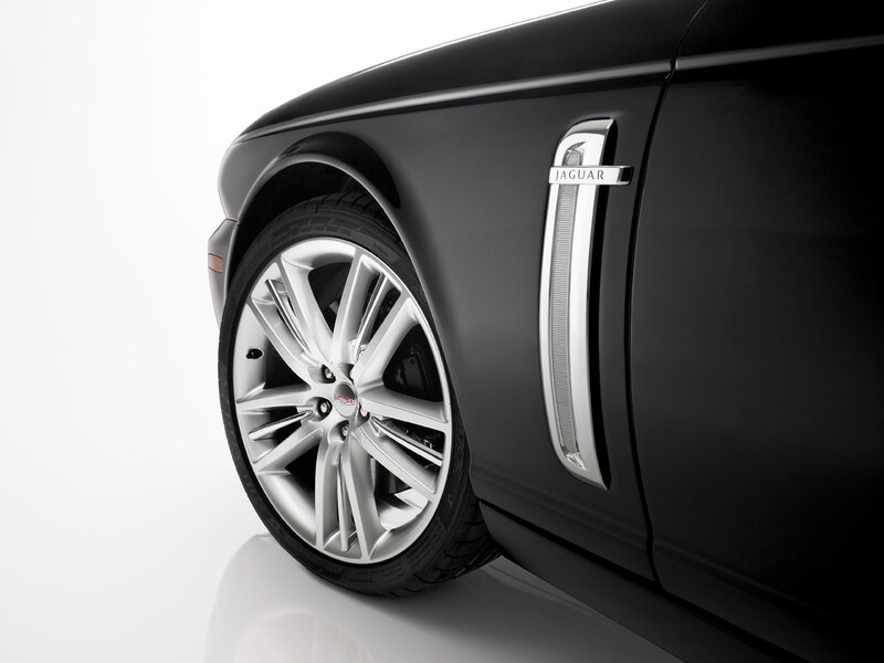 Black Jaguar car wheel