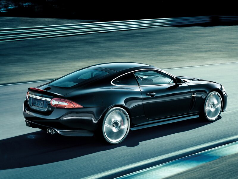Black Jaguar Coupe — Dynamic, Photograph