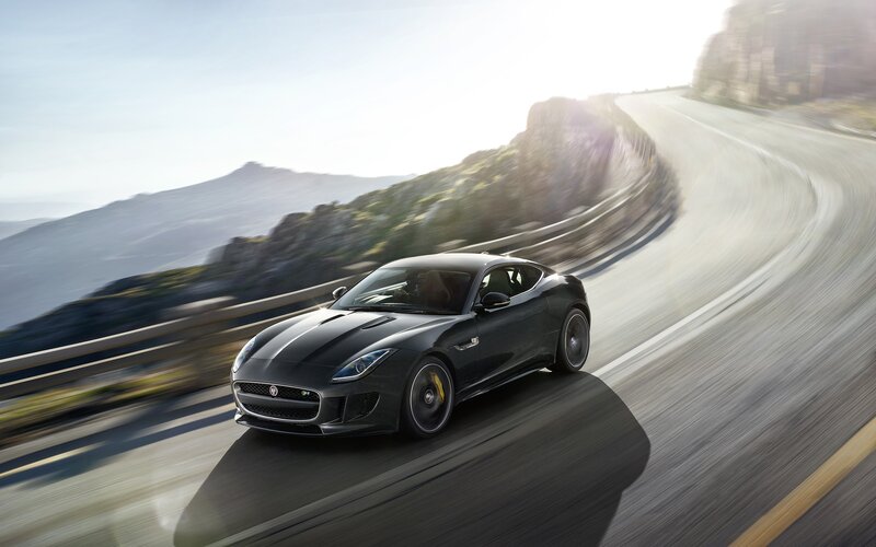 Black Jaguar F-type — Dynamic, Afternoon, Photograph