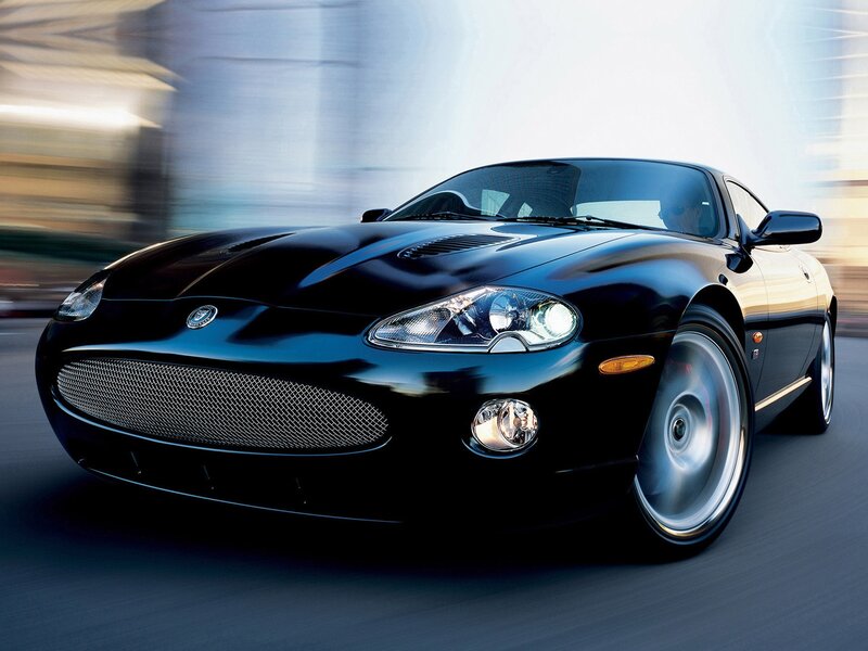 Black Jaguar Xk Sports Car — Dynamic