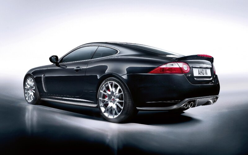 Black Jaguar Xkr Coupe — Dramatic