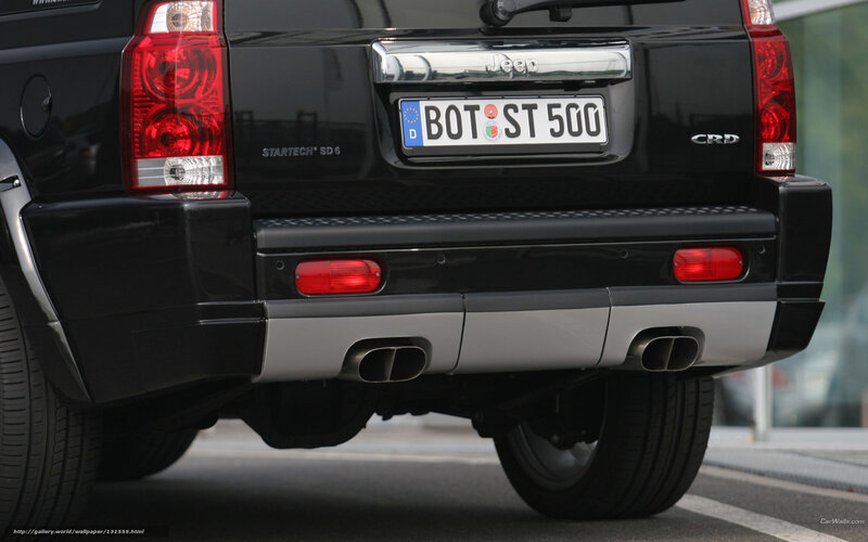 black jeep cherokee rear view