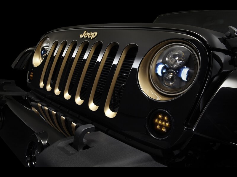 Black Jeep Front Grille — Dramatic