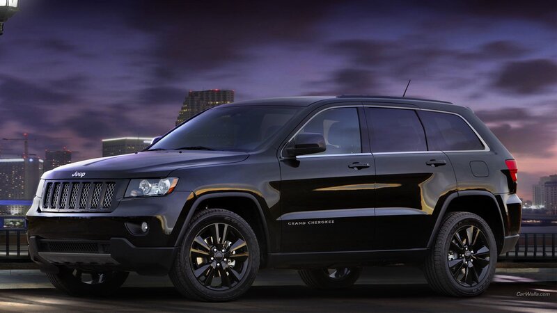 Black Jeep Grand Cherokee