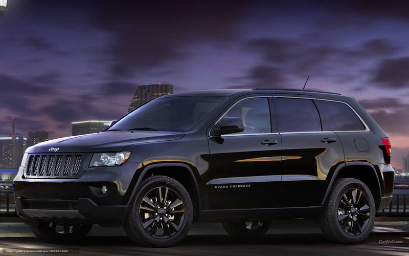 Black Jeep Grand Cherokee — Dramatic, Night