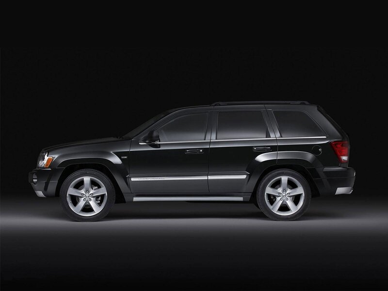 Black Jeep Grand Cherokee — Dramatic, Photograph