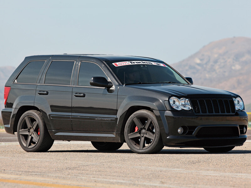 Black Jeep Grand Cherokee — Neutral, Afternoon