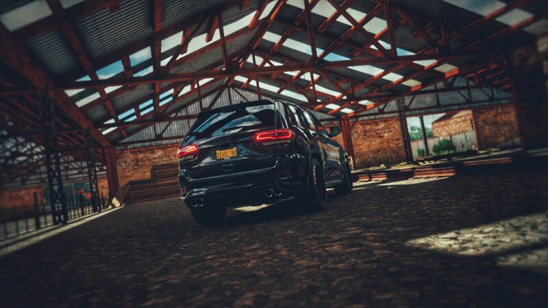 Black Jeep Suv — Dramatic
