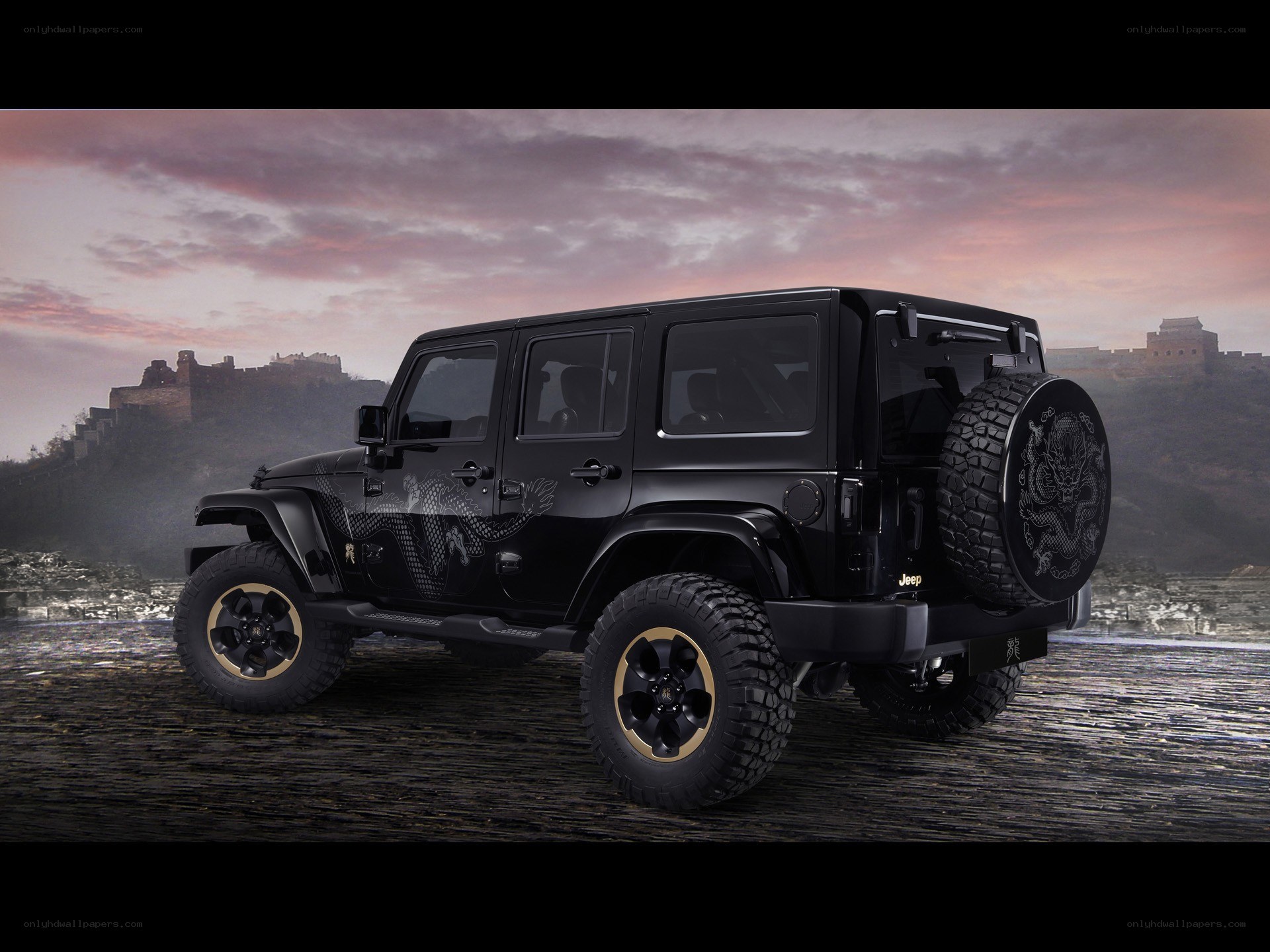 Black Jeep with dragon design