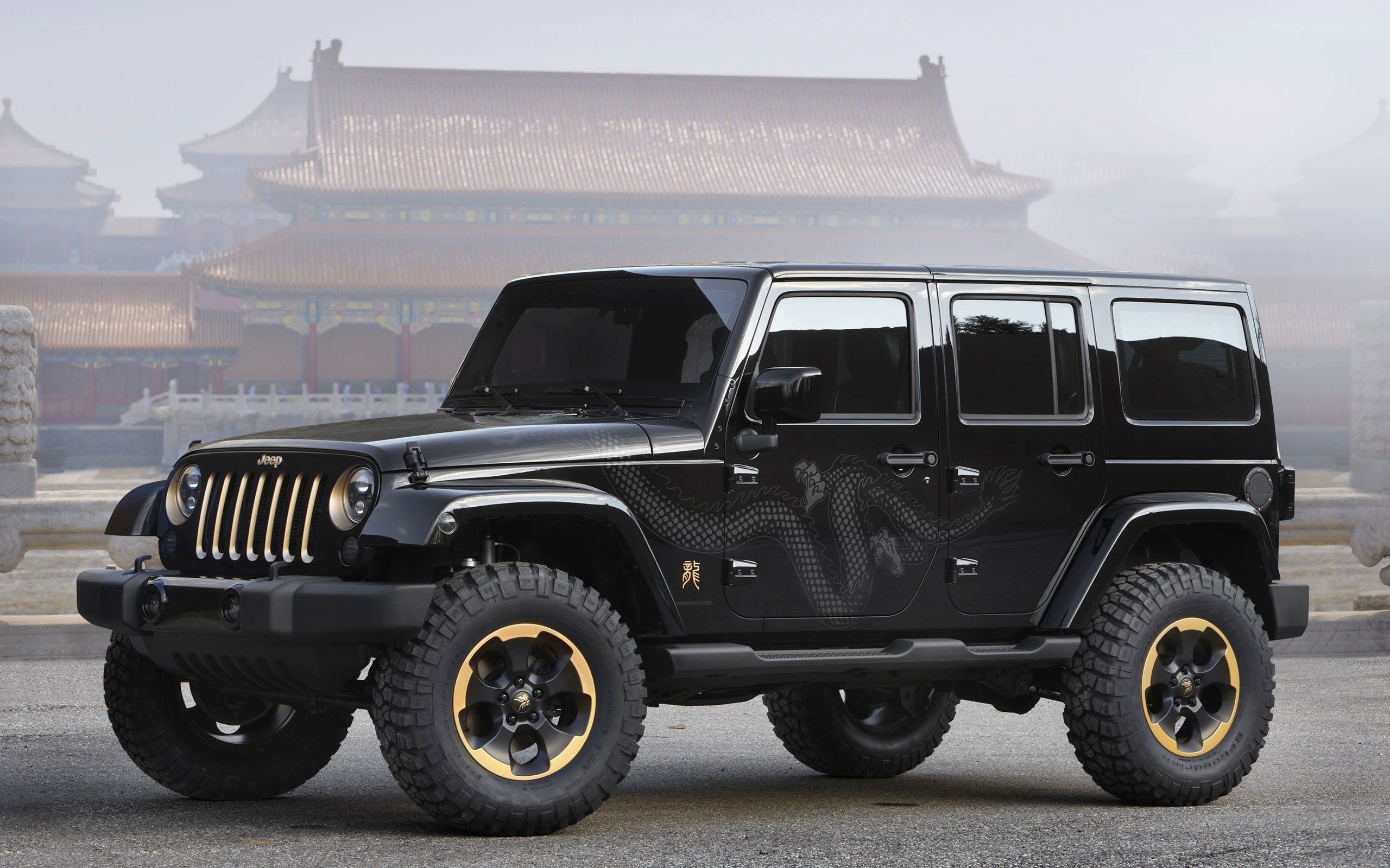 Black Jeep with dragon design