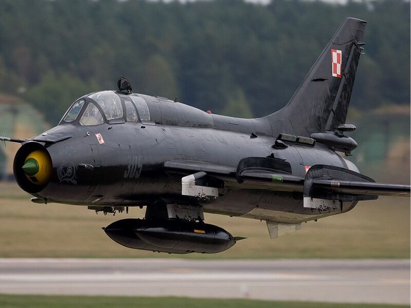 Black Jet Fighter — Gray