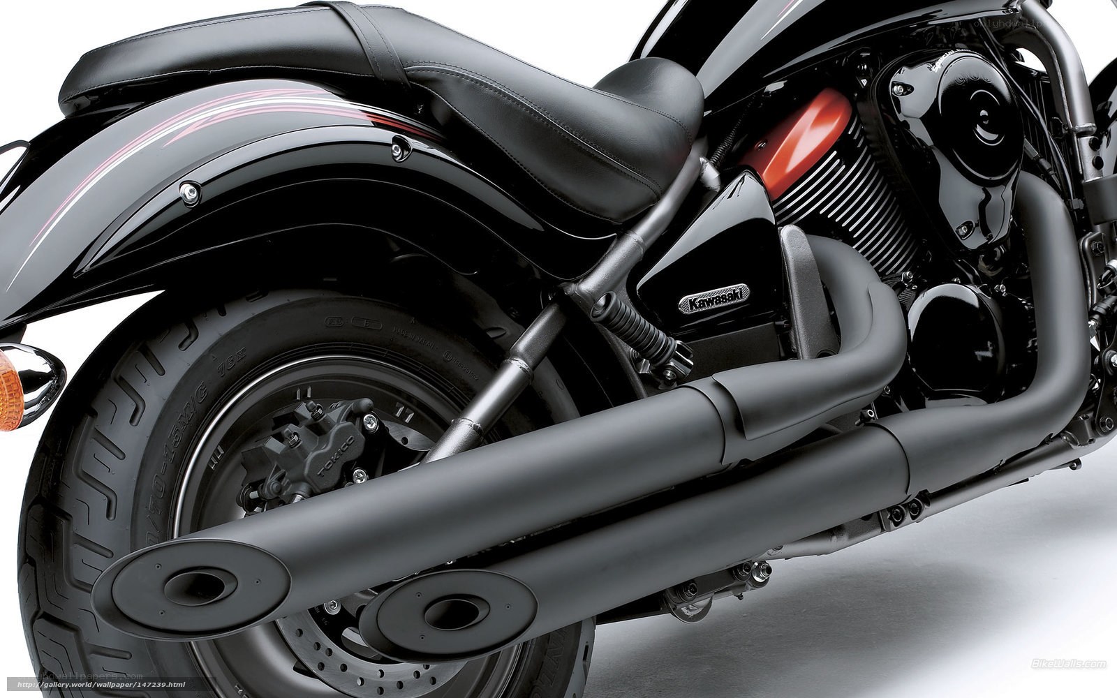 black kawasaki motorcycle