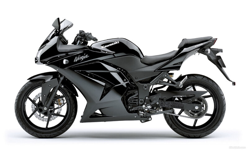 Black Kawasaki Ninja 250R motorcycle