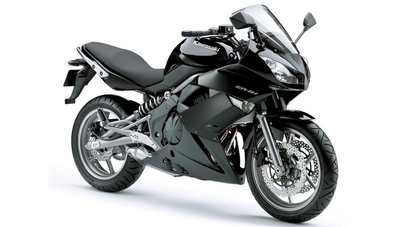 black kawasaki sport motorcycle