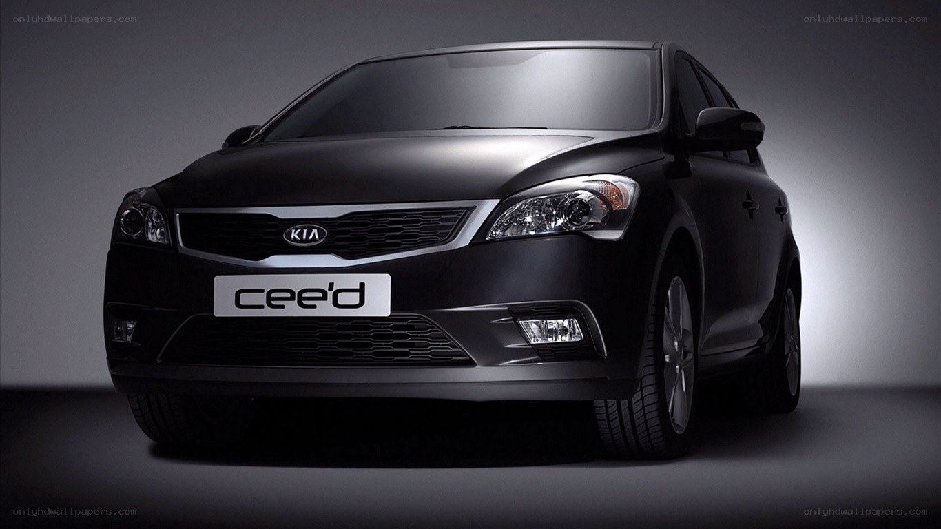Black Kia Cee'd car