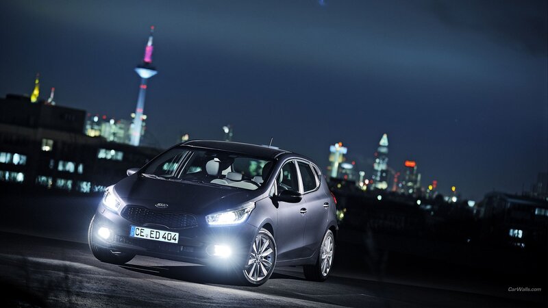 Black Kia Cee'd Car — Dramatic