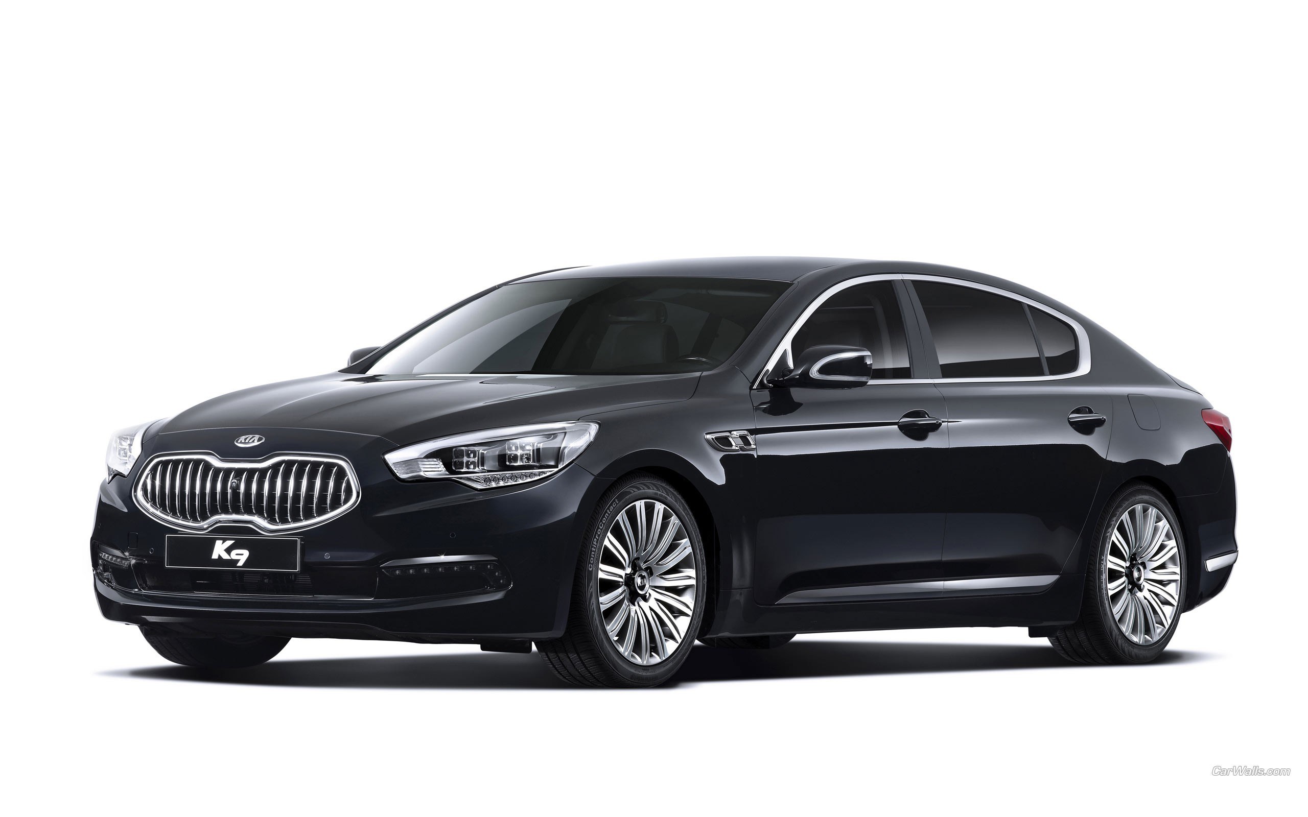 Black Kia K9 sedan