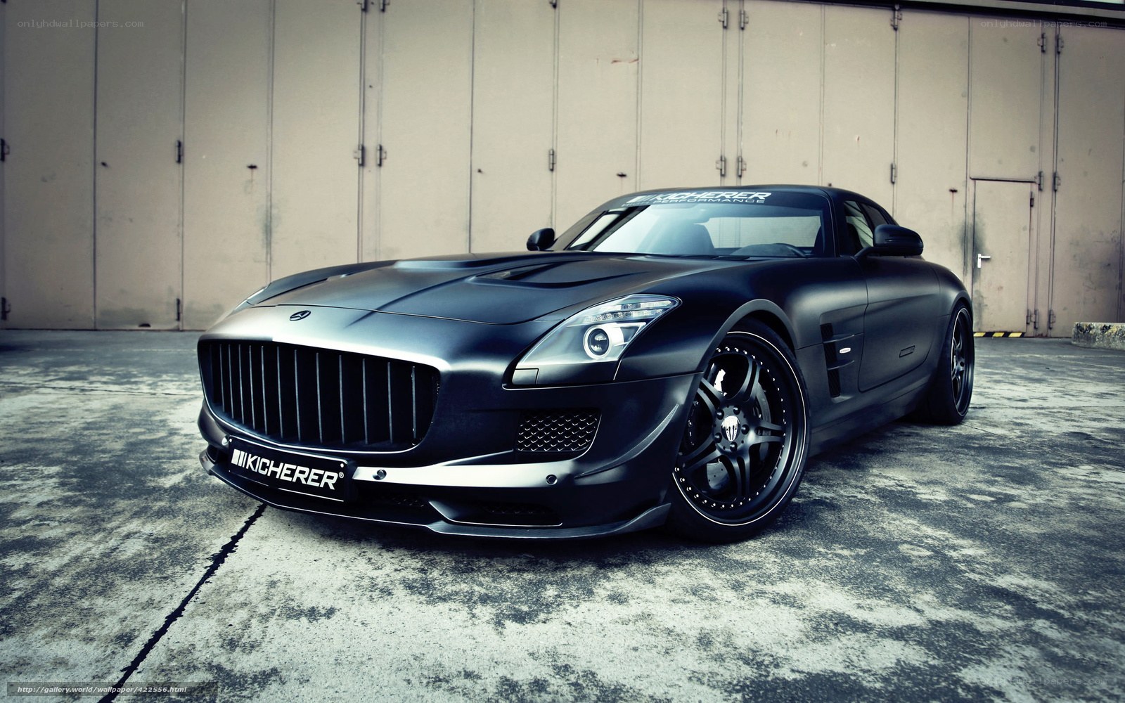 Black Kicherer sports car