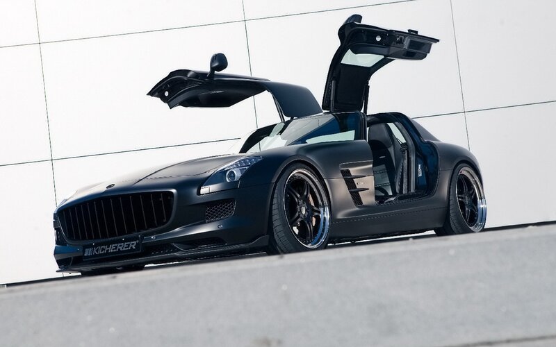 Black Kicherer sports car