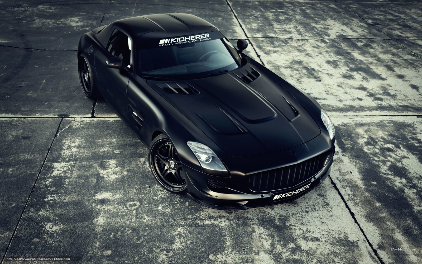 Black Kicherer sports car