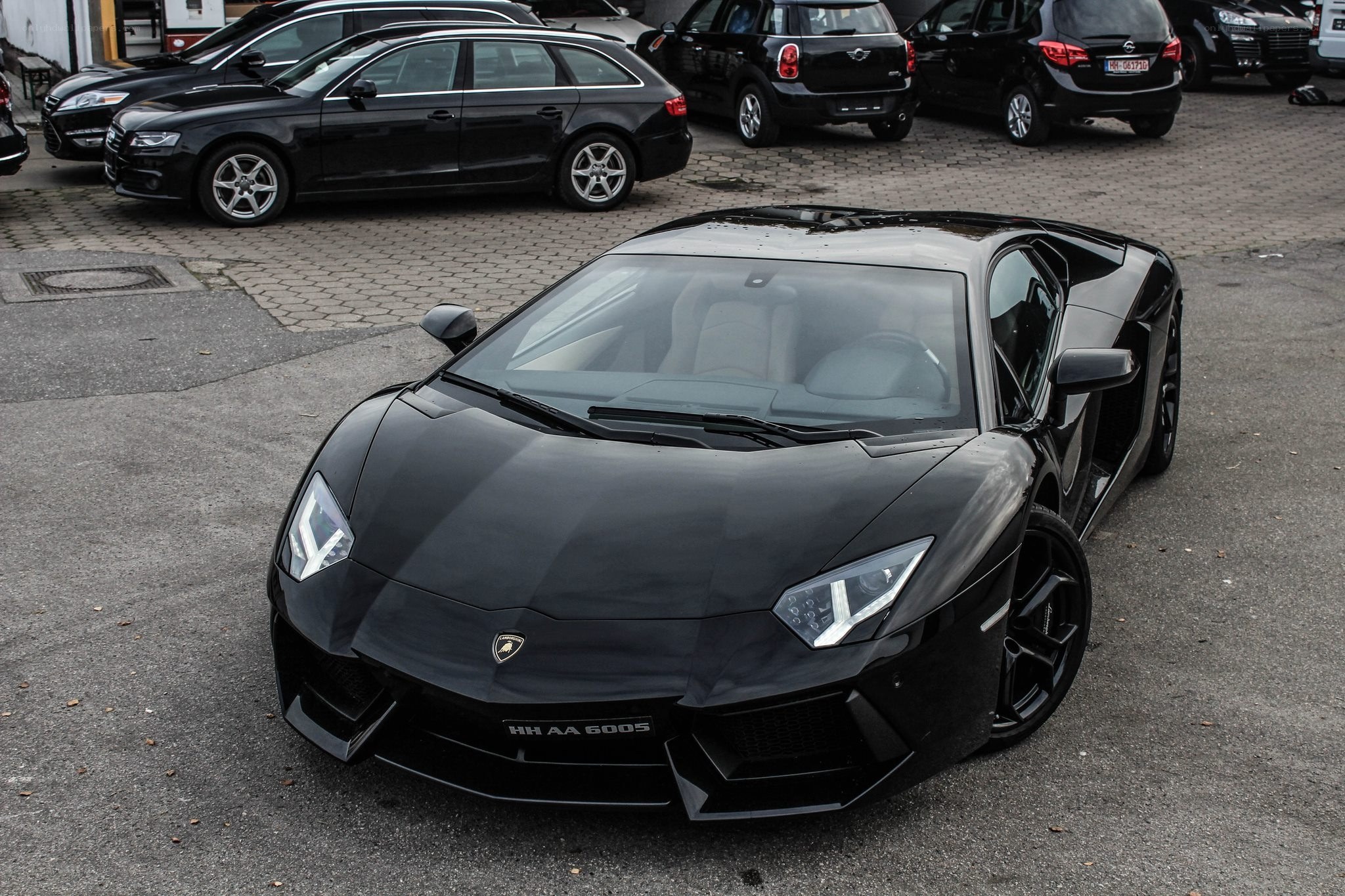 Black Lamborghini Aventador
