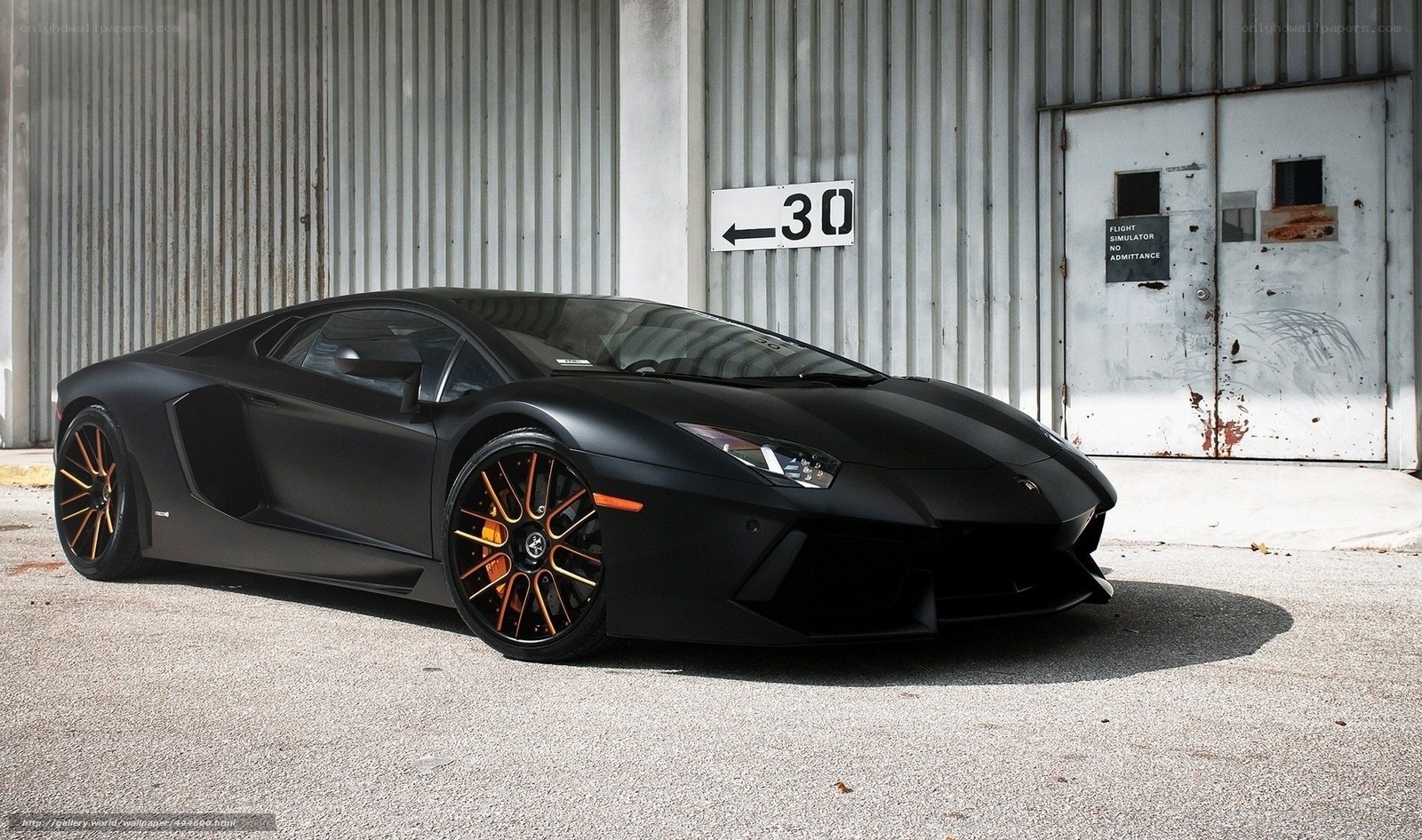 Black Lamborghini Aventador