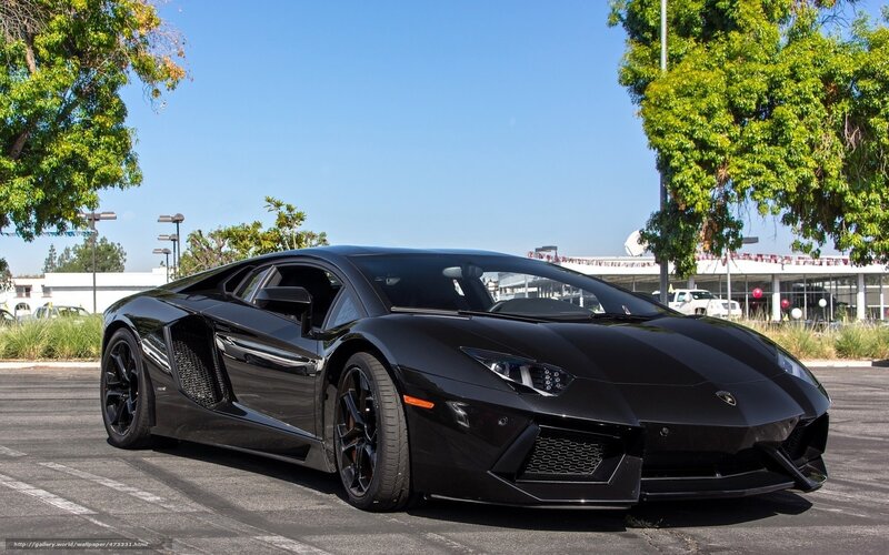 Black Lamborghini Aventador