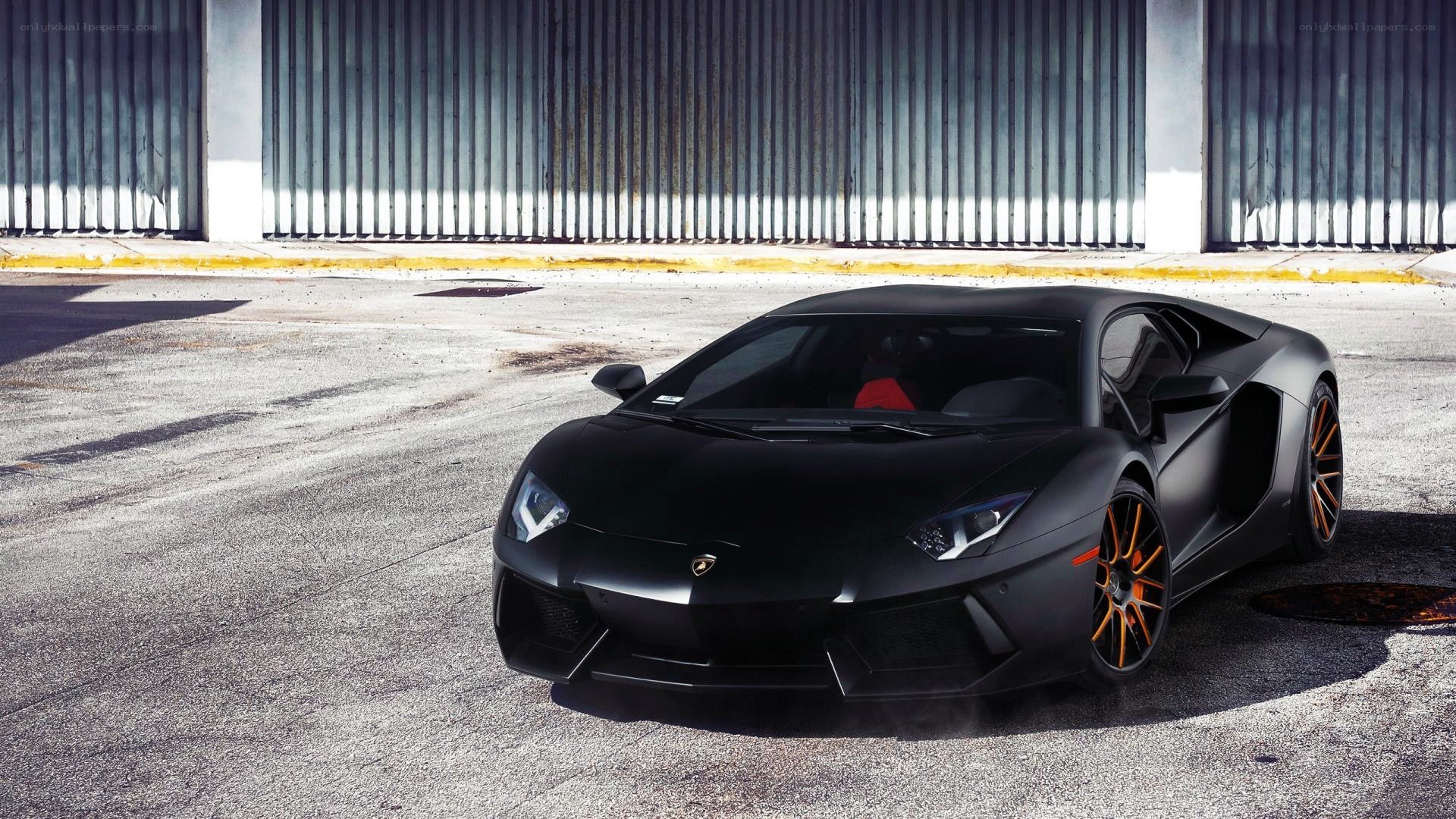 Black Lamborghini Aventador