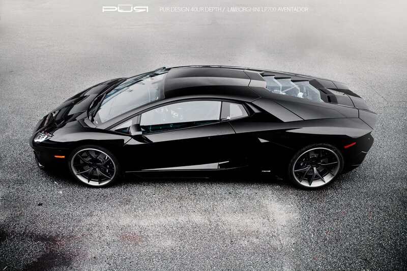 Black Lamborghini Aventador