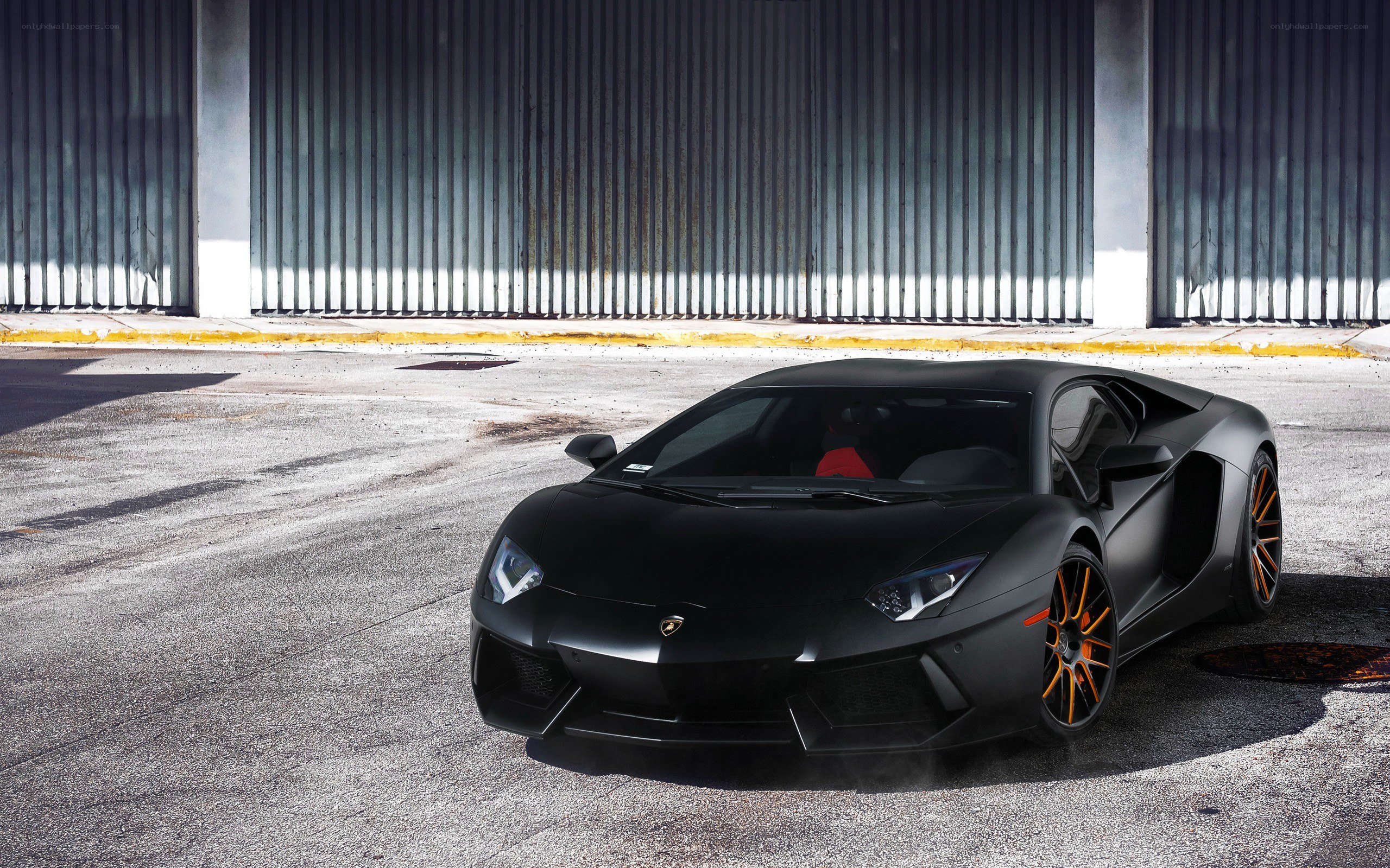 Black Lamborghini Aventador