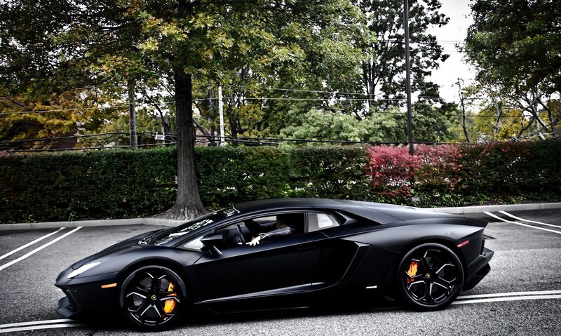 Black Lamborghini Aventador — Calm, Autumn, Photograph