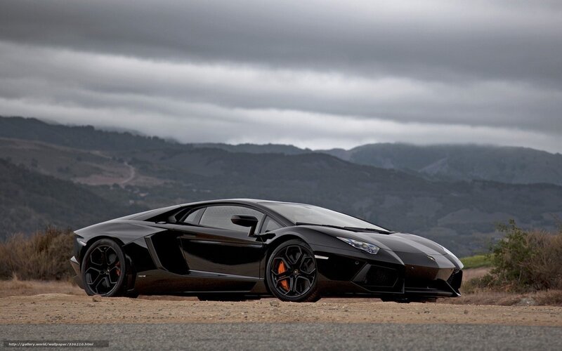 Black Lamborghini Aventador