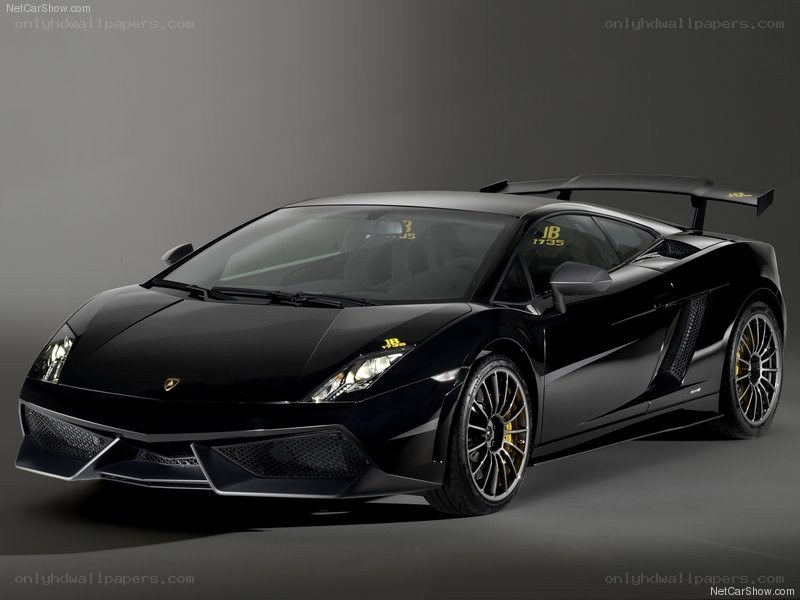 Black Lamborghini Gallardo