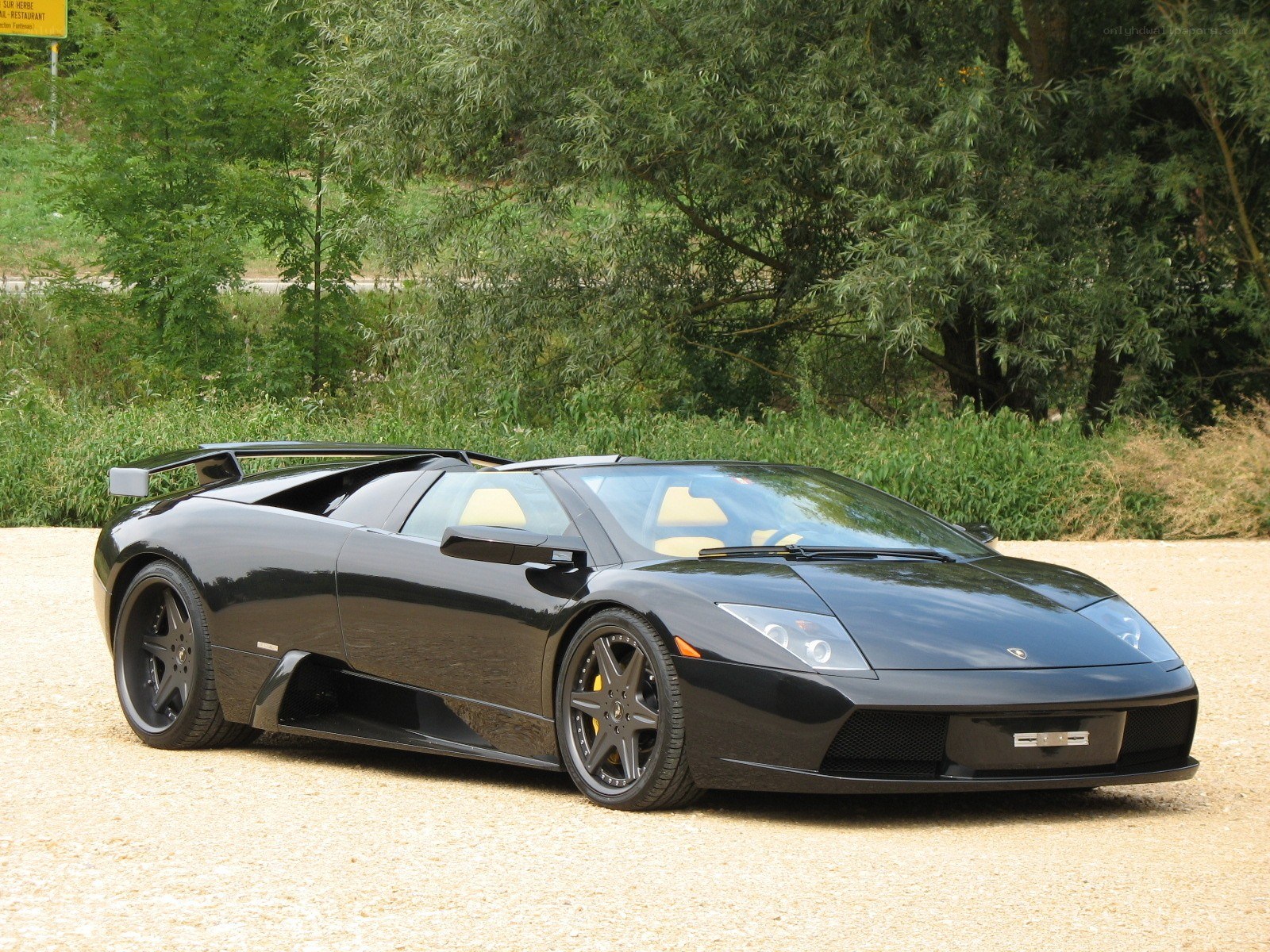 Black Lamborghini Murcielago