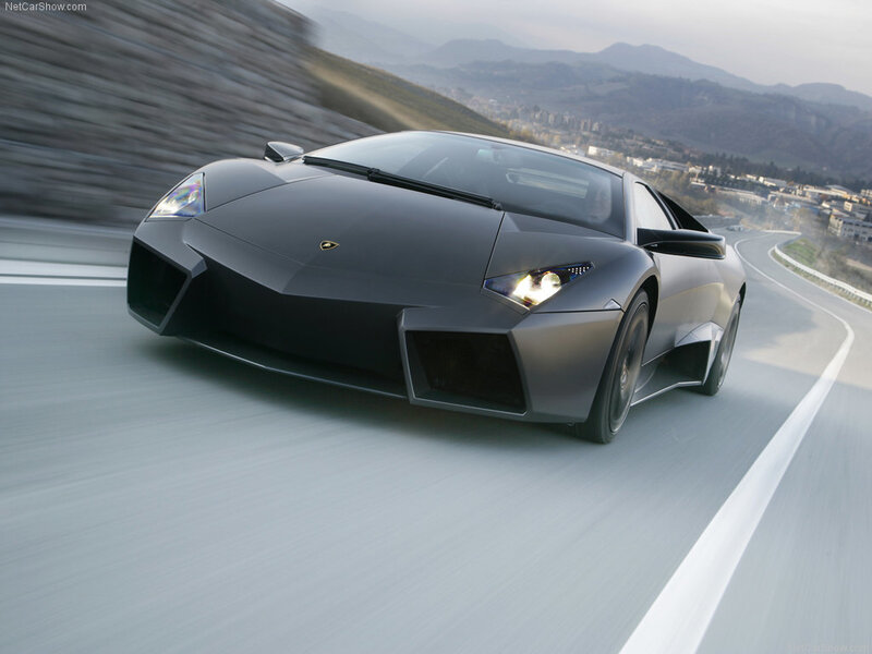 Black Lamborghini Reventon — Gray, Dynamic