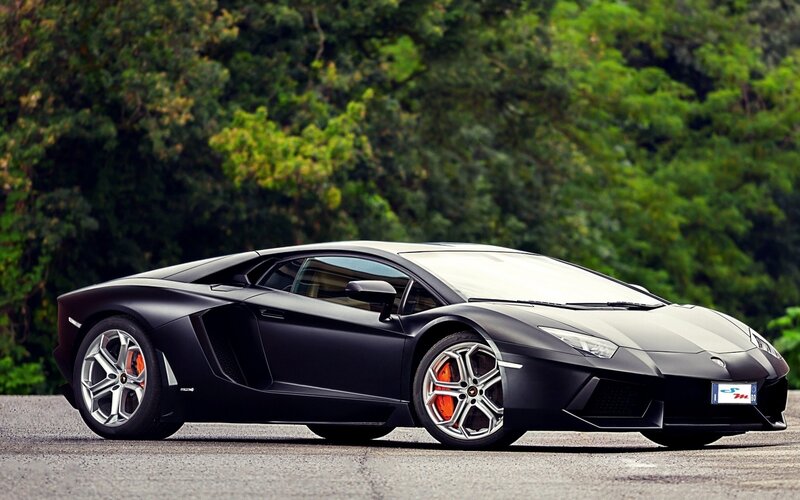 Black Lamborghini sports car