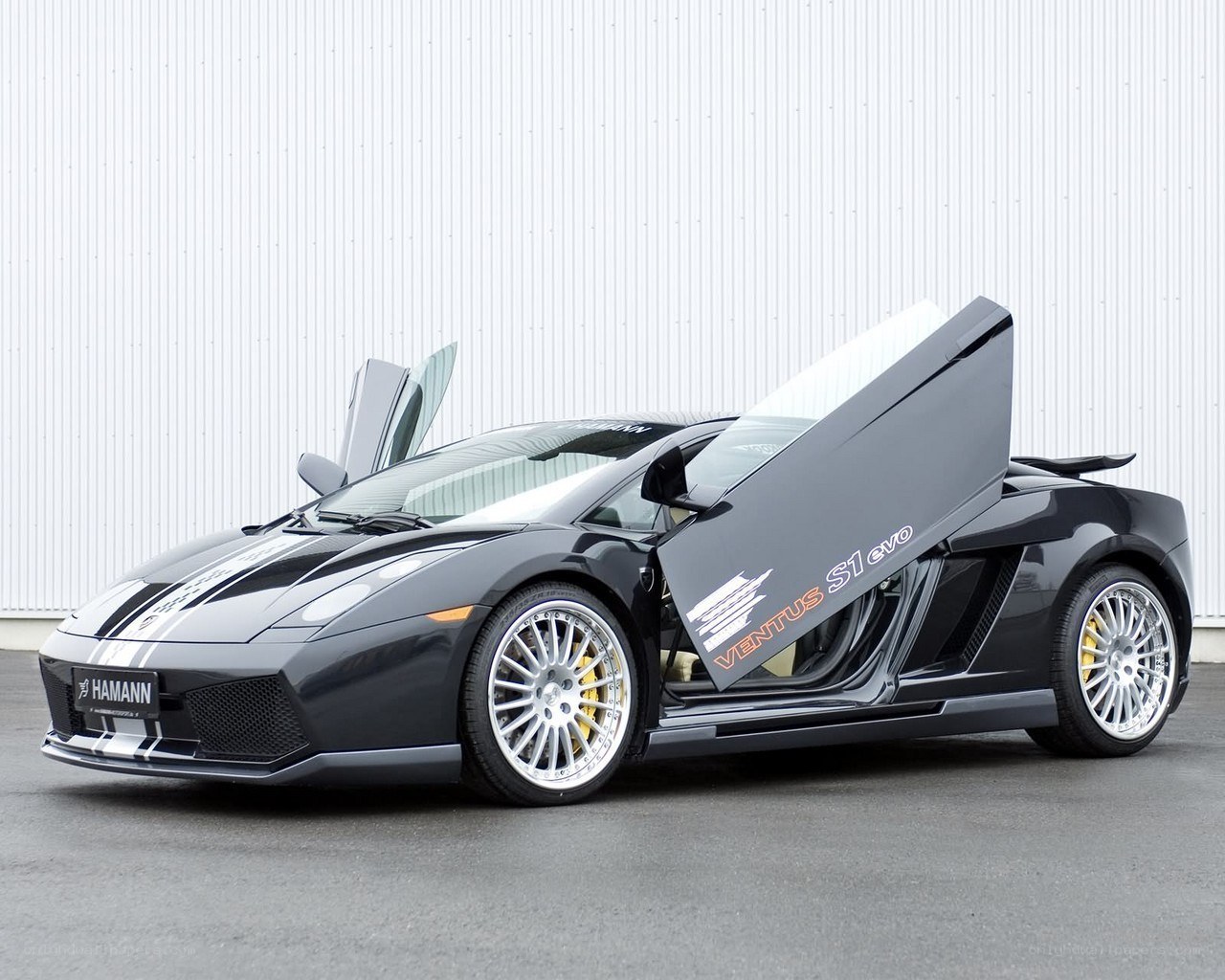 Black Lamborghini with open doors