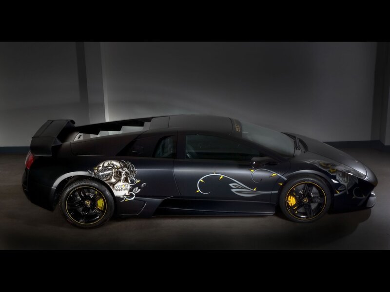 black lamborghini with skull design