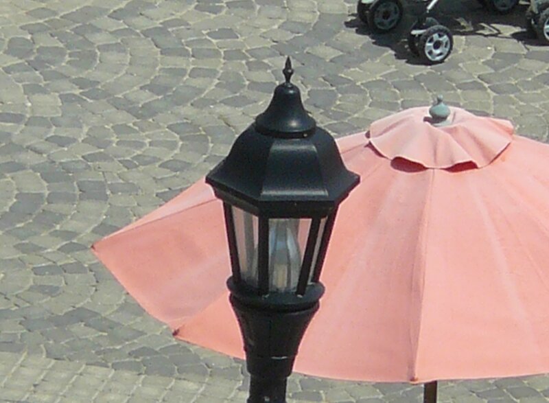 Black Lamp Post