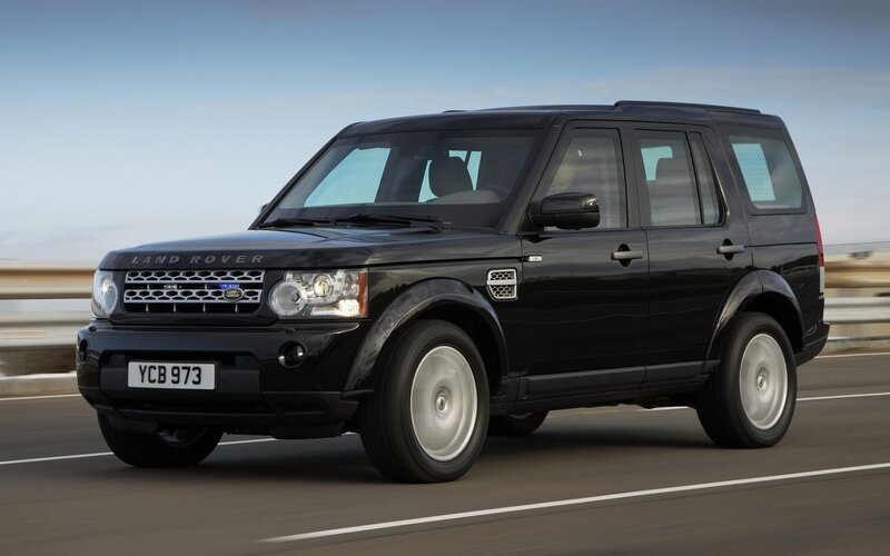Black Land Rover Discovery — Dynamic, Afternoon, Photograph, Car, Road, Sky