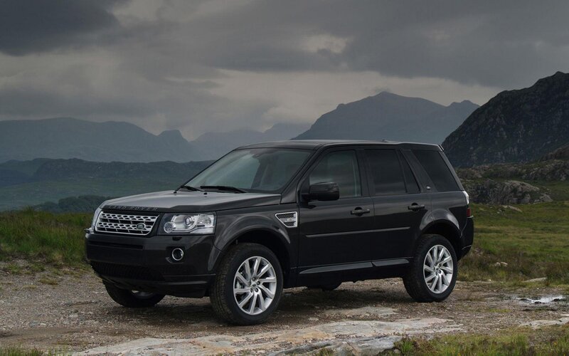 Black Land Rover Suv — Dramatic, Photograph, Mountains
